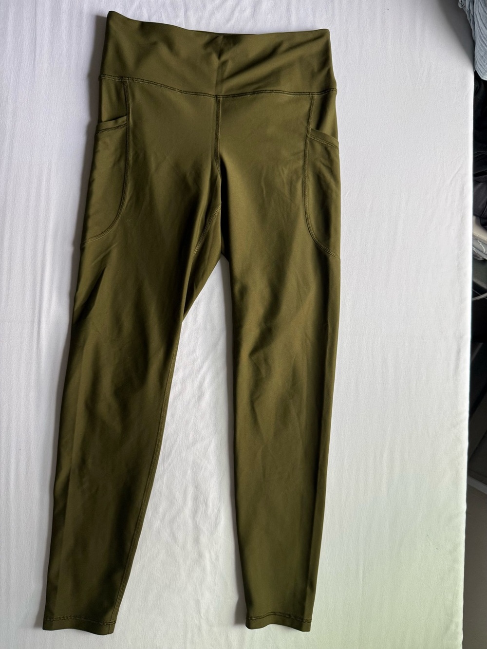 Old Navy Olive Green High-Waist Leggings with Side Pockets